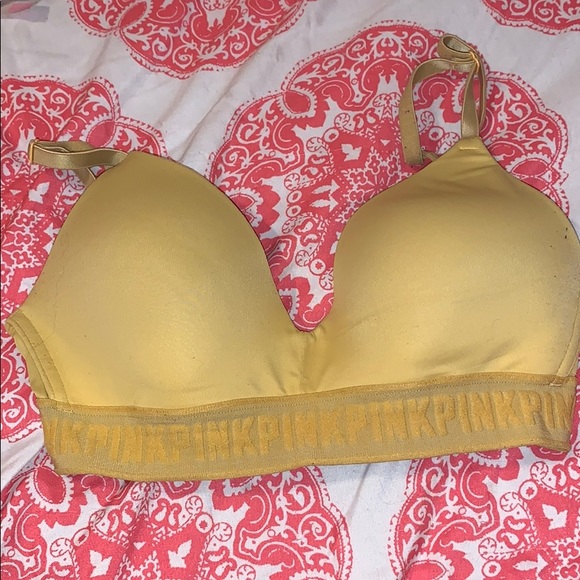 Pink bra - Picture 1 of 1